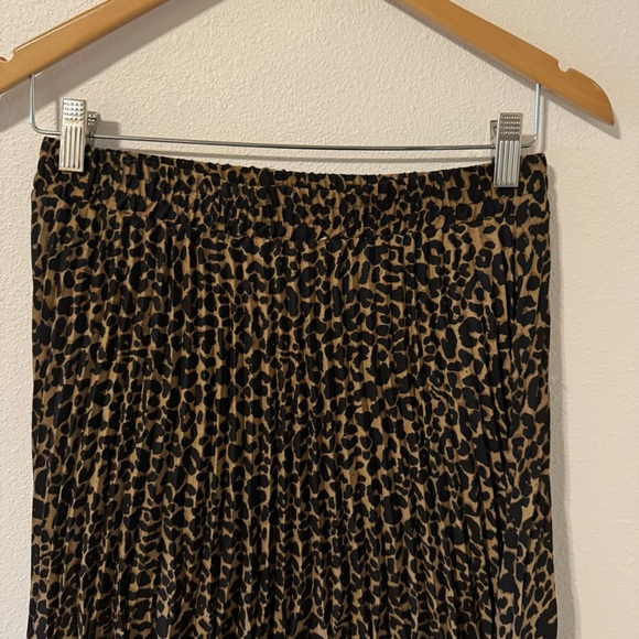 Max Studio Leopard Print Pleated A-Line Maxi Skirt Brown Black Lined-XS - Picture 5 of 10